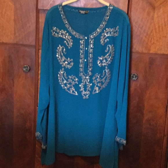 Chaundry Sports KC jeweled tunic - Picture 1 of 6